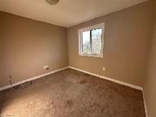 2400 sqft house for rent(3 bdrm, 2 garages, 3bathrm) - Photo 14