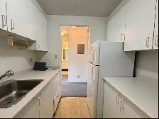 Renovated One Bedroom Apartment for RENT in Vancouver. - Photo 6