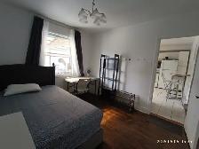 Big room, for short term rental, Close metro Monk, All included. - Photo 3