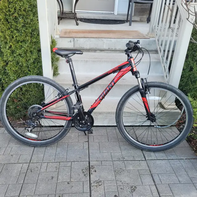 Giant Revel Mountain Bike