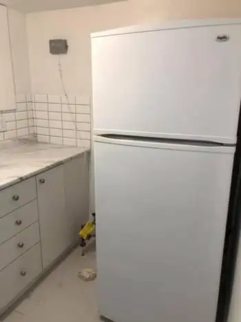 1-Bedroom Basement Apartment Rent in Scarborough - Photo 3