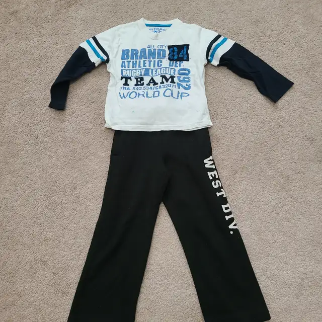 Youth boy clotheth Size 5/6all 18 items - Photo 4