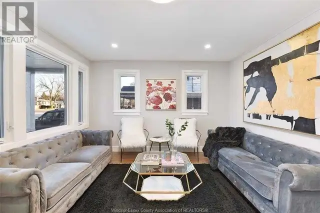 1 bedroom is available - Photo 2