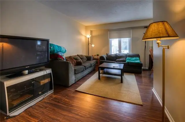 Private Basement Bedroom with Private Bathroom, Guelph, ON - Photo 8