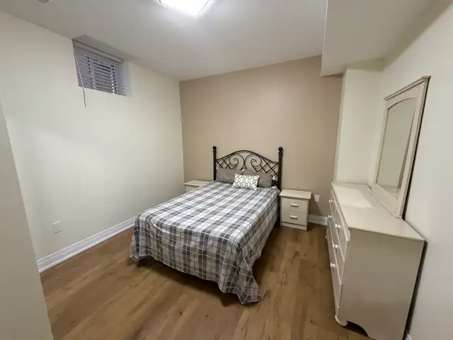 Basement For Rent - Photo 5
