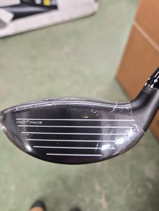 Brand new cobra optm x 3 wood stiff still in plastic for sale!! - Photo 4