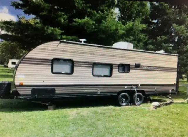 26ft Travel trailer for rent - Photo 2