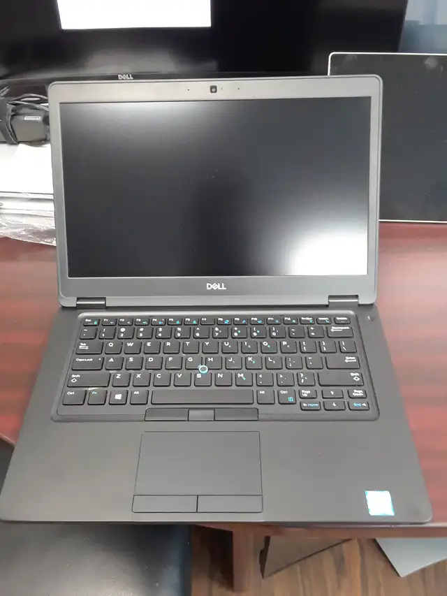 DELL Latitude 5490 Intel Core i5 8th Gen (Win 11 Installed)