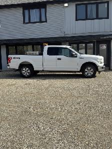 2017 Ford F-150 EXTENDED CAB 4x4 — CERTIFIED — - Photo 2