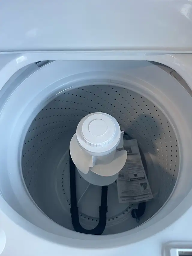 NEW Amana 27.5" Top Load Washer With Agitator (4.0 Cu.Ft) - Photo 4