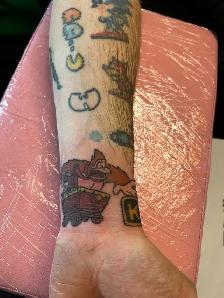 Tattoo artist - Photo 7