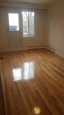 Heated, bright 3 &1/2 - Photo 3