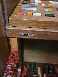 Technics Organ Model SX-E66