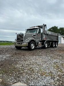 Chauffeur 12 roues rechercher