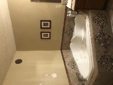 Room for rent - Photo 5