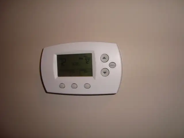 Fully furnished LEGAL suite w/sep entry Eagle Ridge - Timberlea - Photo 9