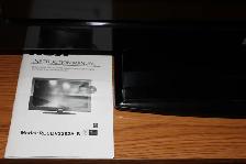 RCA TV with DVD player - Photo 4