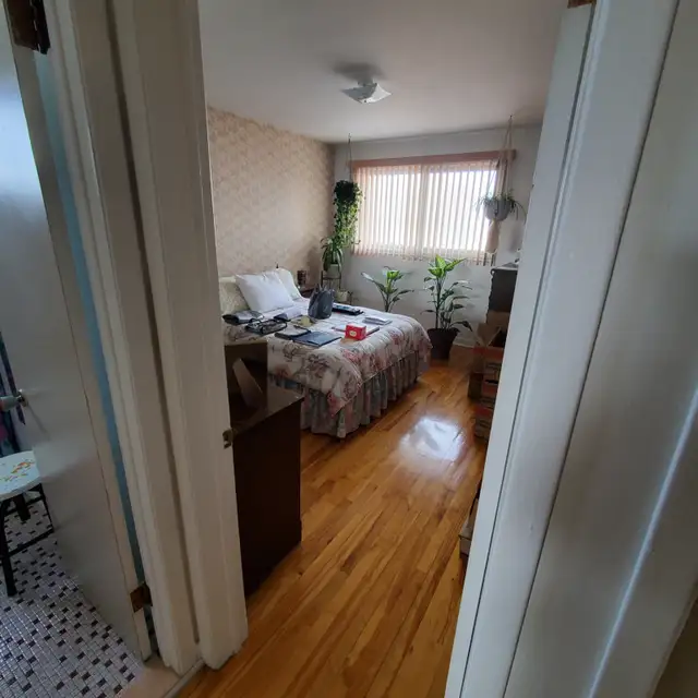 4 1/2 - Photo 3