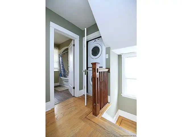 Rooms for Rent (8 min walk to McMaster, in westdale) - Photo 5