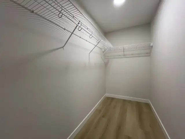 Brand new 2BD2BTH Condo for Rent A/C, Laundry, Parking incl. - Photo 10