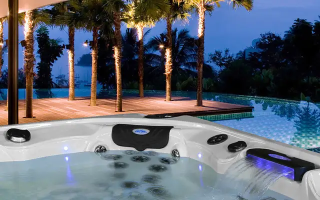 LSX 850 Hot Tub Model from Michael Phelps Legend Series - Photo 4