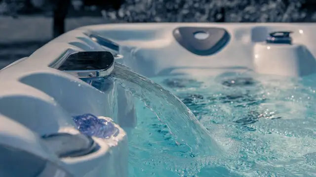 LSX 850 Hot Tub Model from Michael Phelps Legend Series - Photo 5