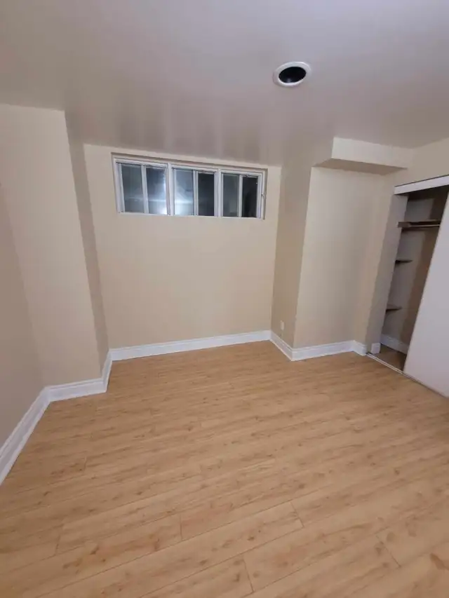 Available Immediately! All-Inclusive 2 Bedroom with 2 Parking - Photo 5