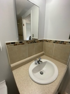 2 C.A.C. 2 Bedrooms - Photo 2