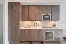 1 Bed   1 Den Condo for Rent – Prime Downtown Location! - Photo 3