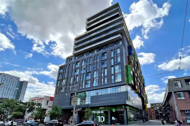 1 Bed   1 Den Condo for Rent – Prime Downtown Location! - Photo 8