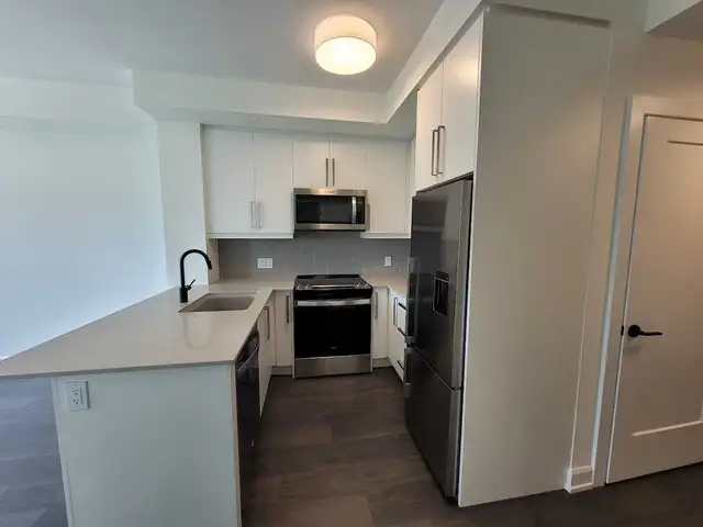 For Rent: 1 Bedroom  1 Bath – Oakville - Photo 7