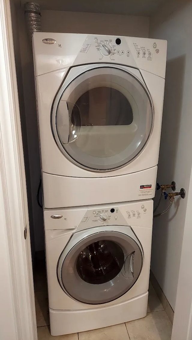 2 Beds 2 Baths Condo in North York, Ontario - Photo 18