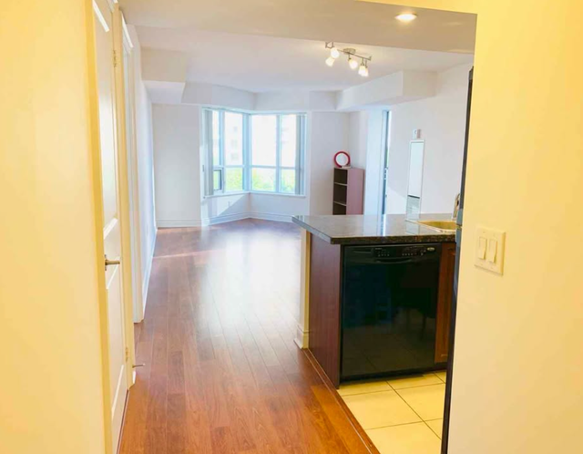 2 Beds 2 Baths Condo in North York, Ontario - Photo 20