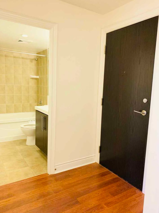 2 Beds 2 Baths Condo in North York, Ontario - Photo 21