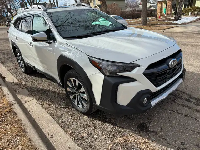2025 Subaru Outback Premier XT - Photo 3