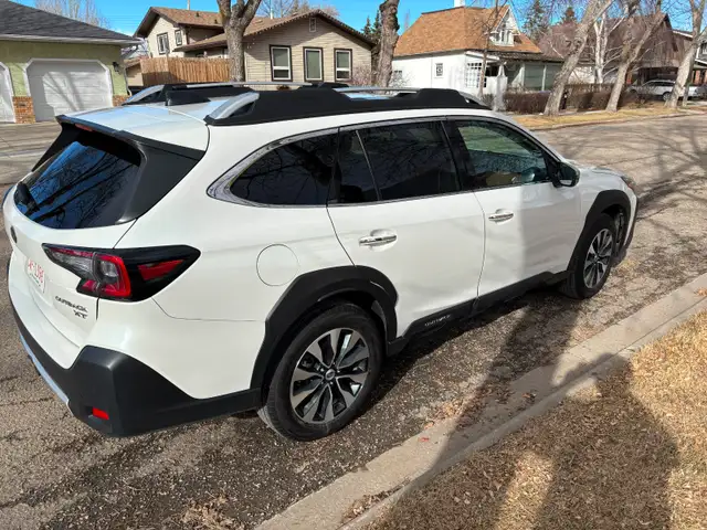 2025 Subaru Outback Premier XT - Photo 4