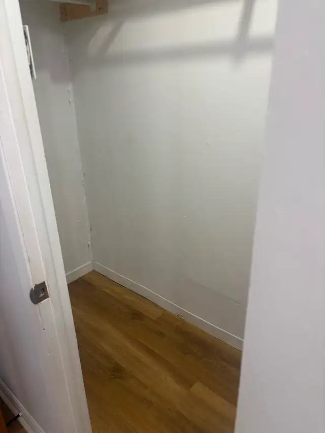 4 1/2 in St-Henri with yard, appliances and internet - Photo 9