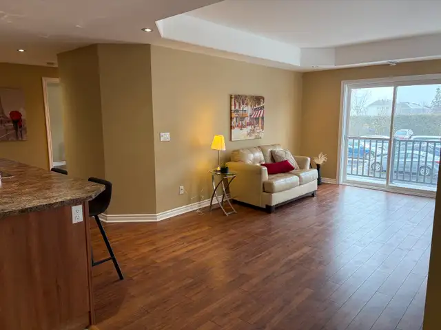 Beautiful 2 bedrm unit in the heart of Orleans,  Avail April 15! - Photo 4