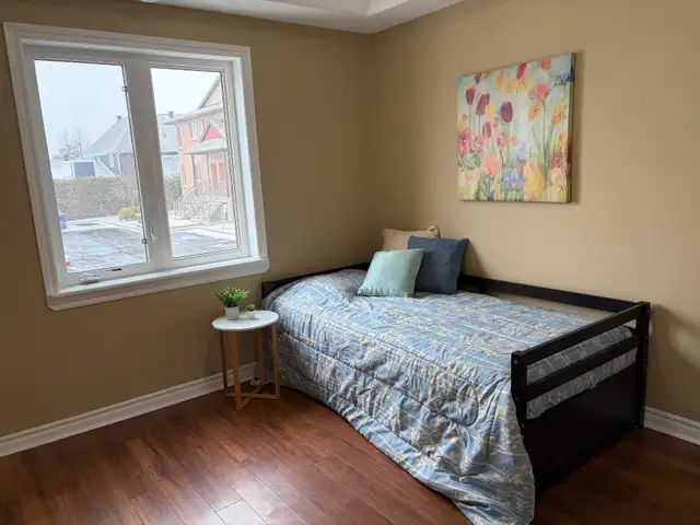 Beautiful 2 bedrm unit in the heart of Orleans,  Avail April 15! - Photo 8