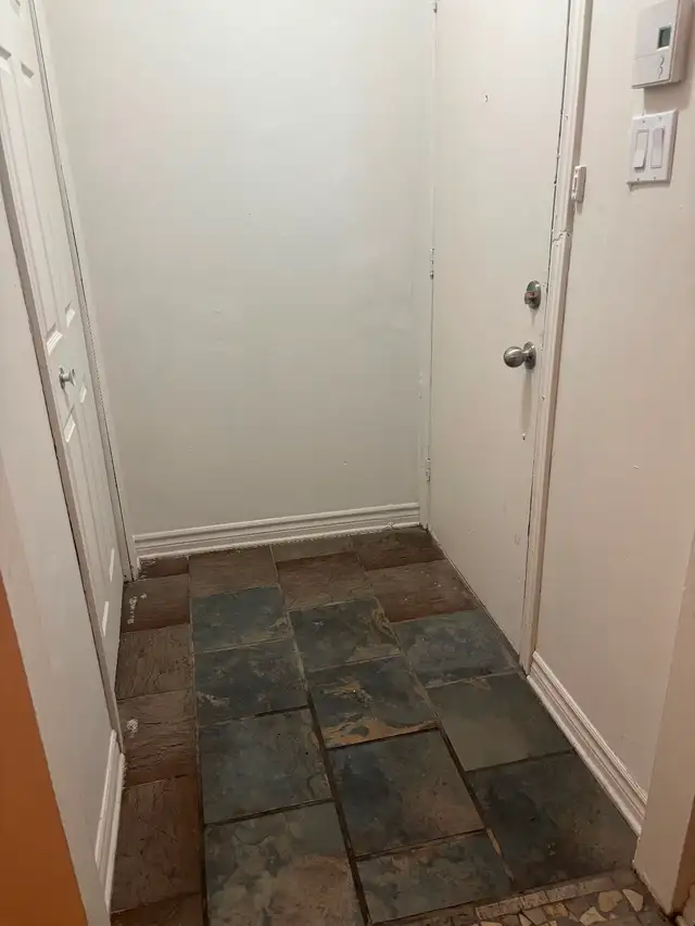 Grand 3 1/2 à Homa avec electros et internet haute vitesse au 3e - Photo 3