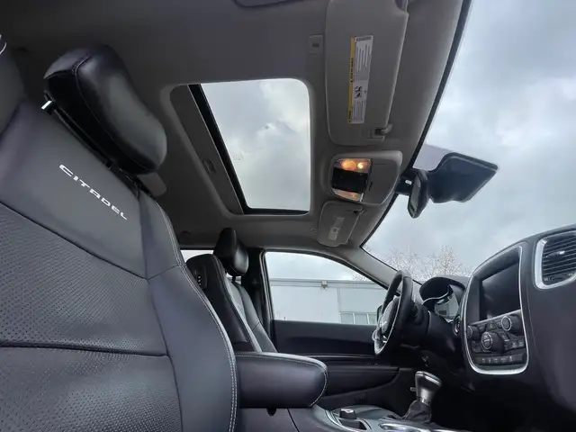 2018 Dodge Durango Citadel 5.7L AWD/3rd Row/NAVI/CAM/DVD/LEATHER - Photo 11