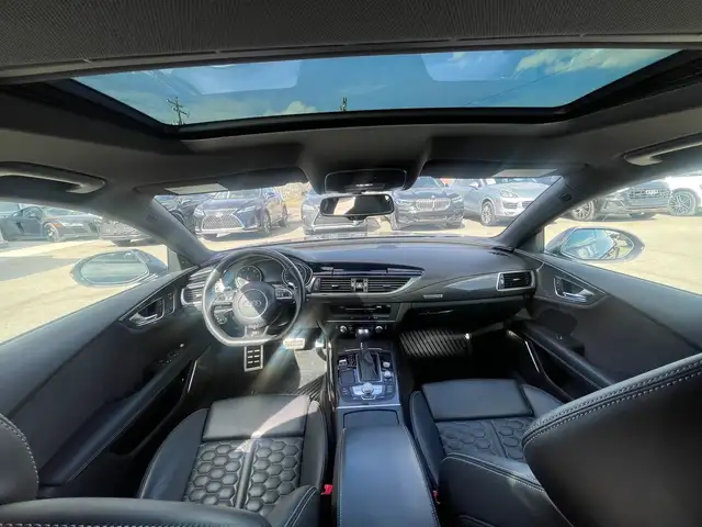 2017 Audi RS 7 Quattro AWD/NAVIGATION/B.CAM/LEATHER/ROOF - Photo 14