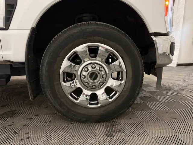 2023 Ford F-250 LARIAT 6.7 DIESEL | HTD/CLD LEATHER | TOW PKG - Photo 4