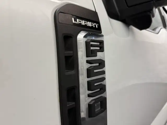 2023 Ford F-250 LARIAT 6.7 DIESEL | HTD/CLD LEATHER | TOW PKG - Photo 8