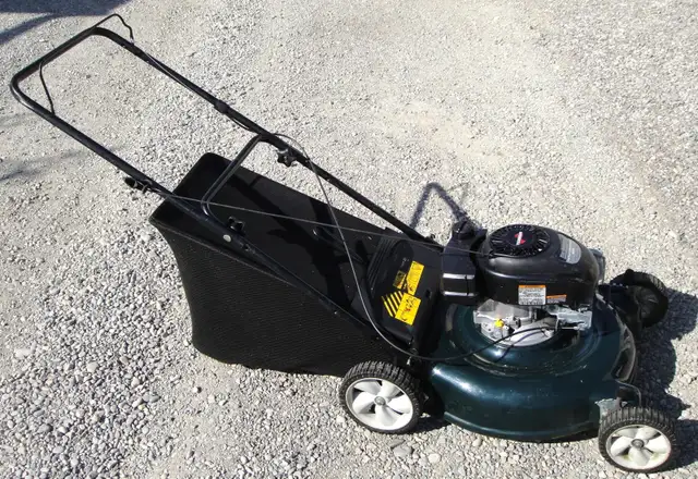 PARTS OR REPAIR CRAFTSMAN GAS LAWNMOWER