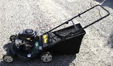 PARTS OR REPAIR CRAFTSMAN GAS LAWNMOWER - Photo 2