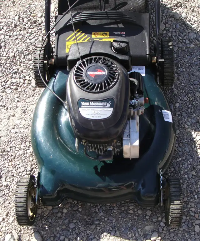 PARTS OR REPAIR CRAFTSMAN GAS LAWNMOWER - Photo 4