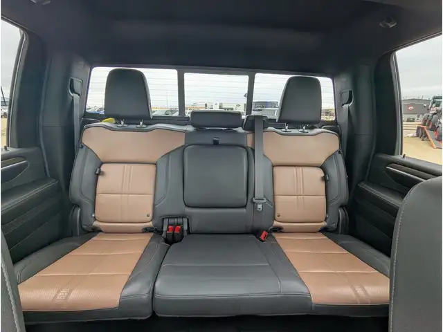 2024 Chevrolet SILVERADO 2500HD High Country DIESEL/Touch Nav/Su - Photo 21