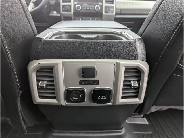 2020 Ford F-350 Lariat 6.7L Diesel/Touch Nav/Pano/Camera - Photo 21