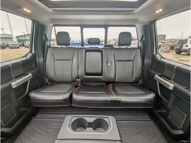 2020 Ford F-350 Lariat 6.7L Diesel/Touch Nav/Pano/Camera - Photo 22
